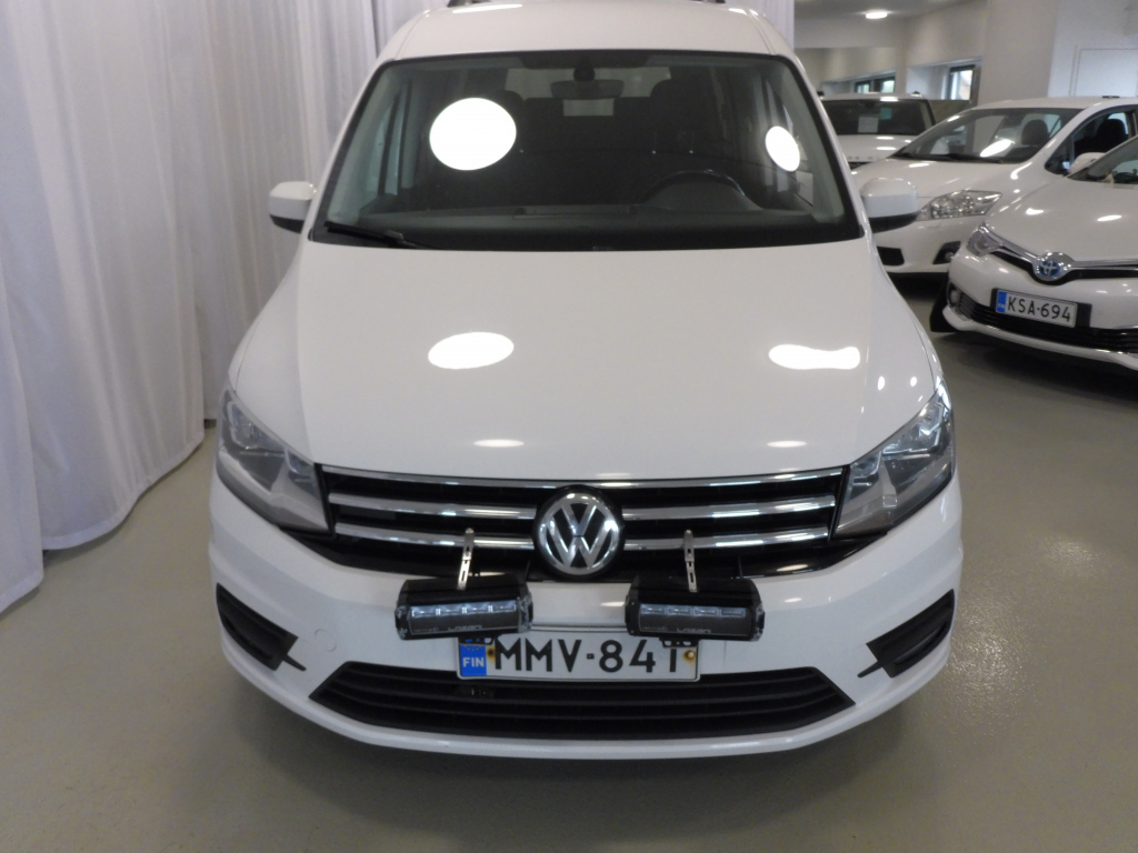 Volkswagen Caddy Maxi vaihtoauto