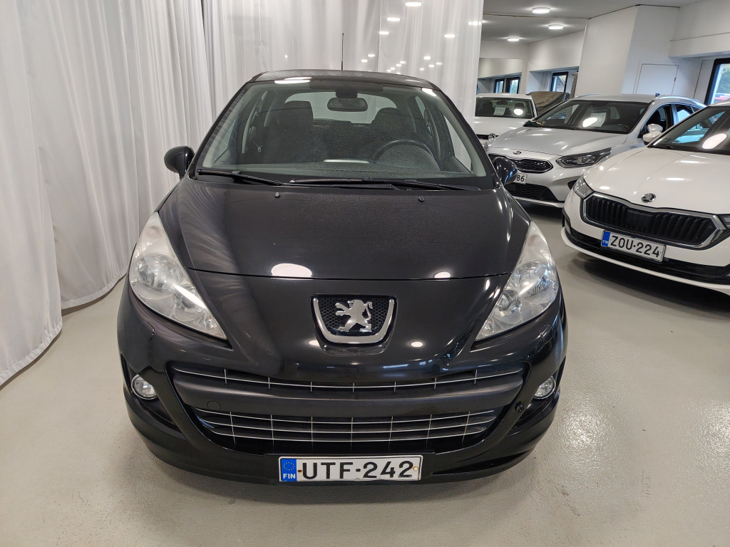 Peugeot 207 vaihtoauto