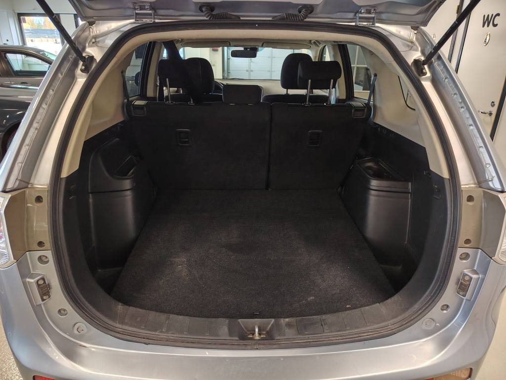 Mitsubishi Outlander vaihtoauto
