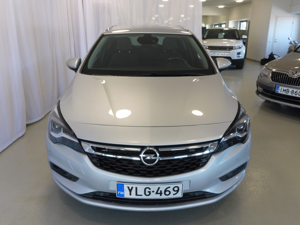 Opel Astra vaihtoauto