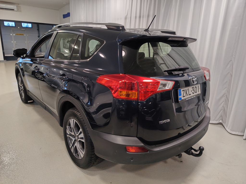 Toyota RAV4 vaihtoauto
