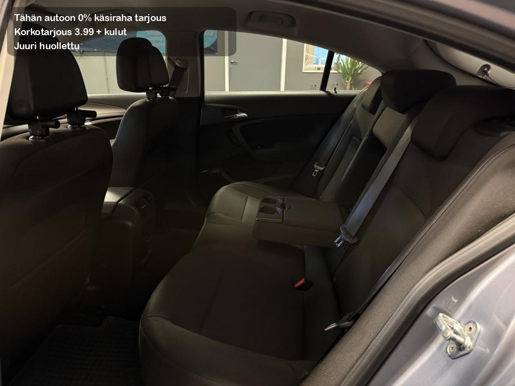 Opel Insignia vaihtoauto