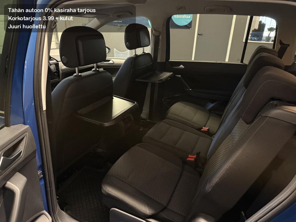 Volkswagen Touran vaihtoauto