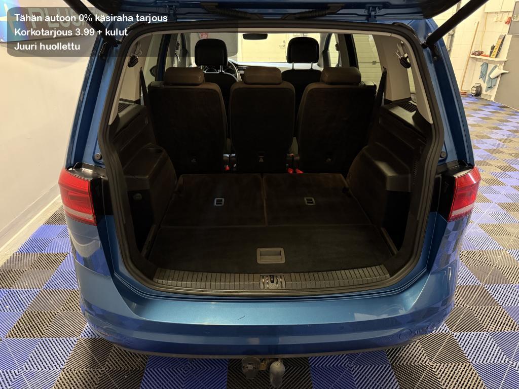 Volkswagen Touran vaihtoauto