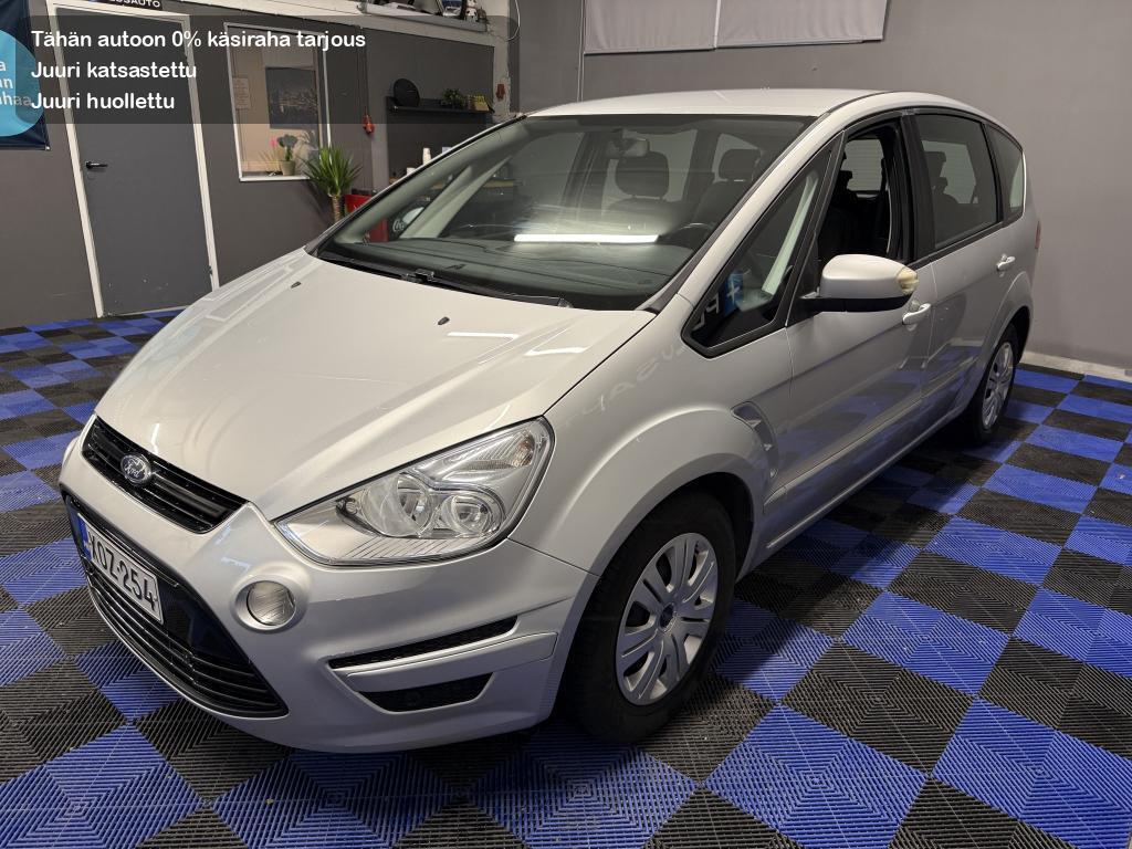 Ford S-MAX vaihtoauto