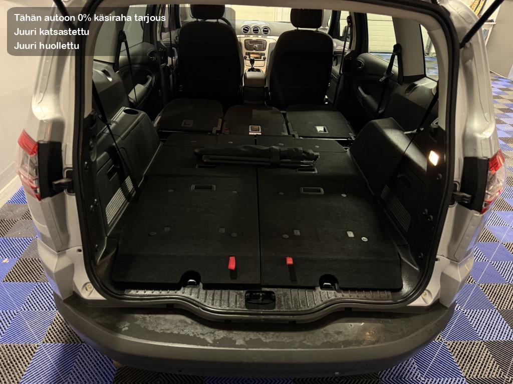 Ford S-MAX vaihtoauto