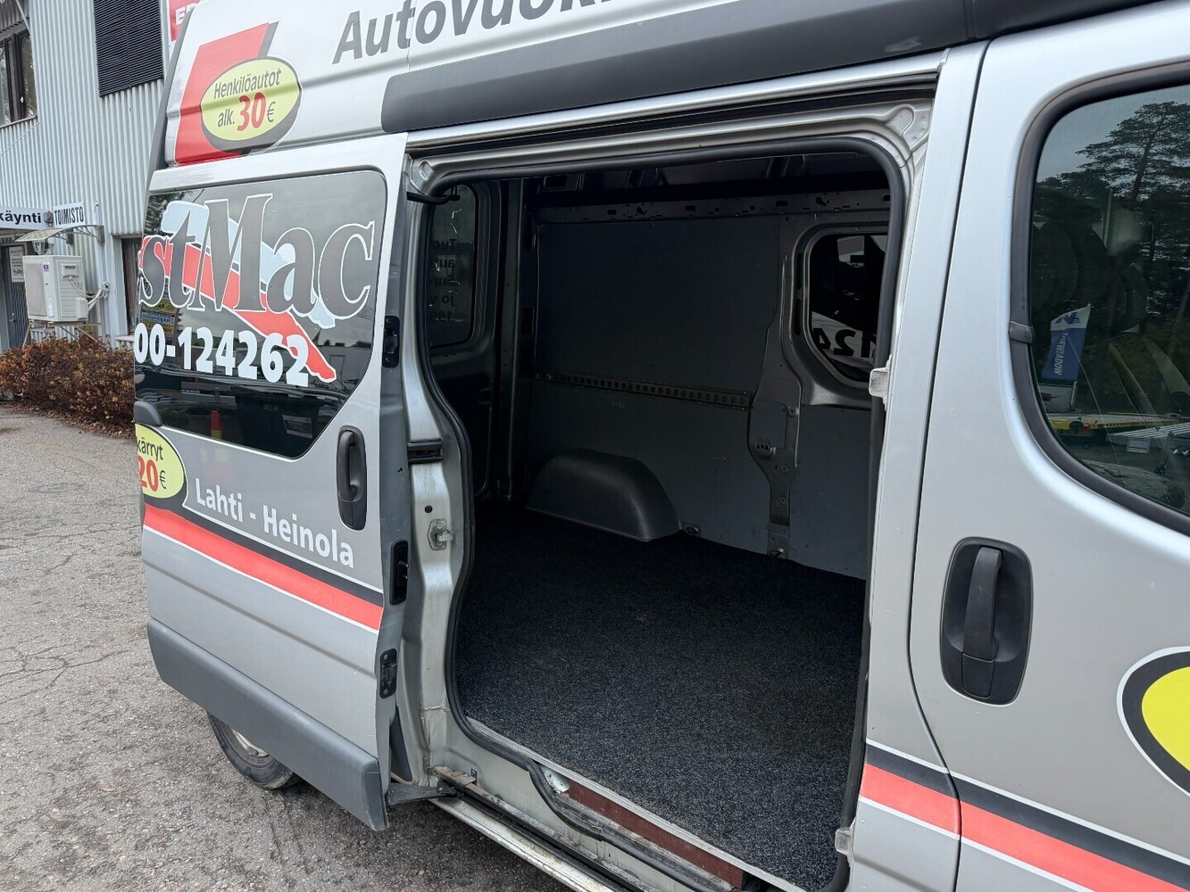Opel Vivaro vaihtoauto
