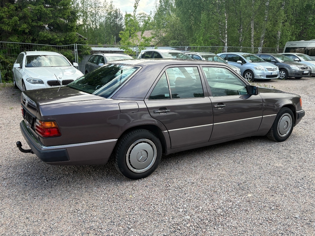 Mercedes-Benz E vaihtoauto