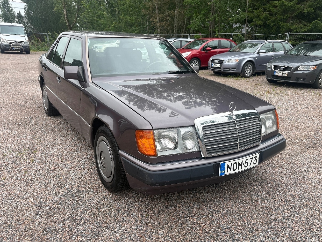 Mercedes-Benz E vaihtoauto
