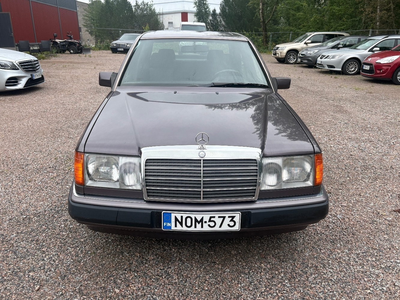 Mercedes-Benz E vaihtoauto