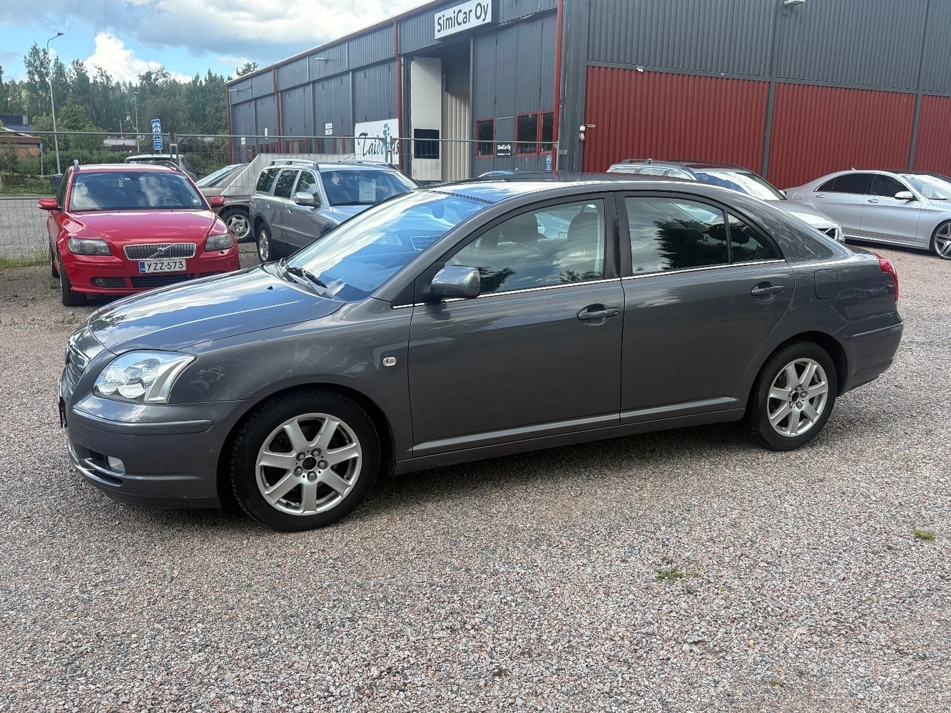 Toyota Avensis vaihtoauto