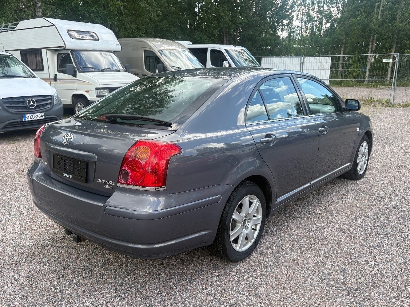 Toyota Avensis vaihtoauto
