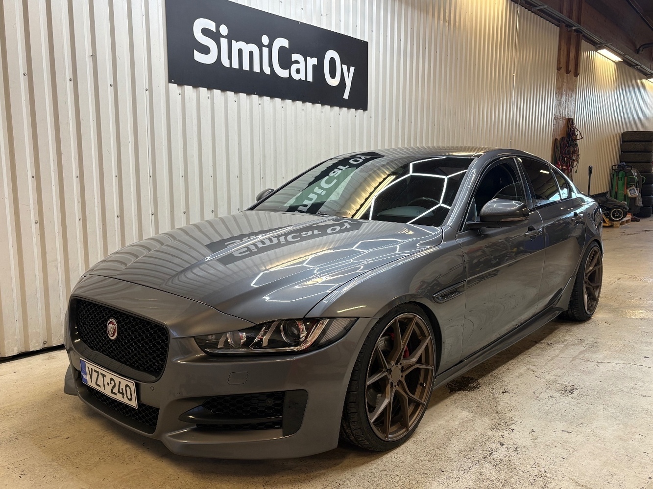 Jaguar XE vaihtoauto
