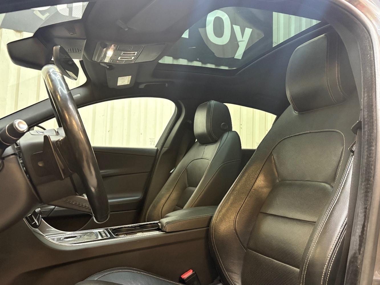 Jaguar XE vaihtoauto