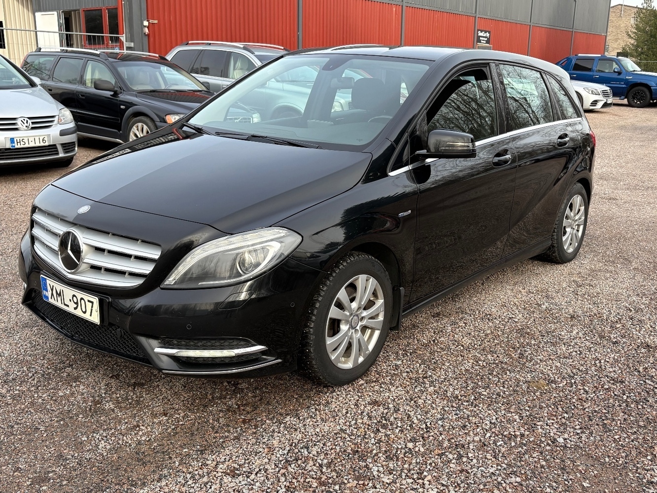 Mercedes-Benz B vaihtoauto