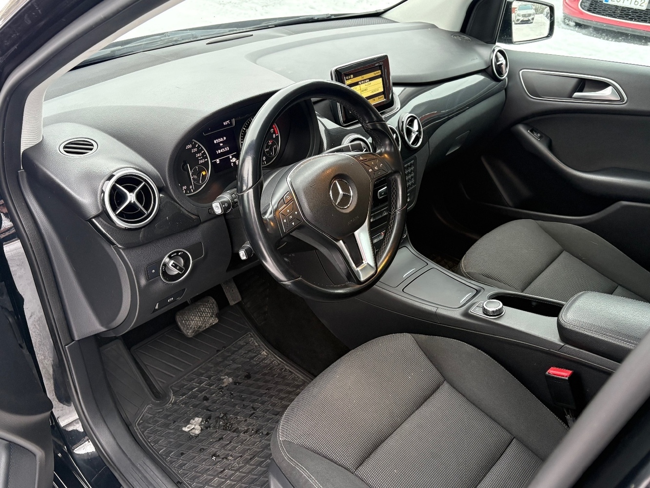 Mercedes-Benz B vaihtoauto