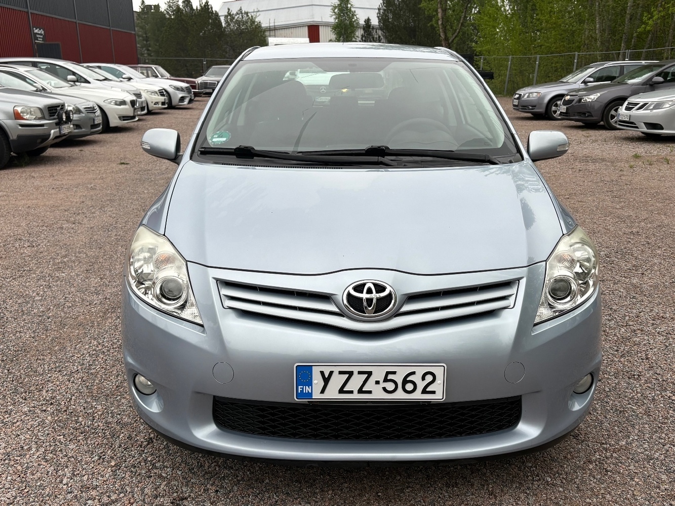 Toyota Auris vaihtoauto
