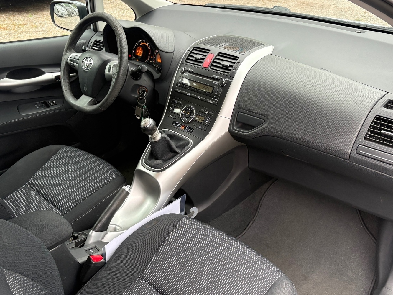 Toyota Auris vaihtoauto