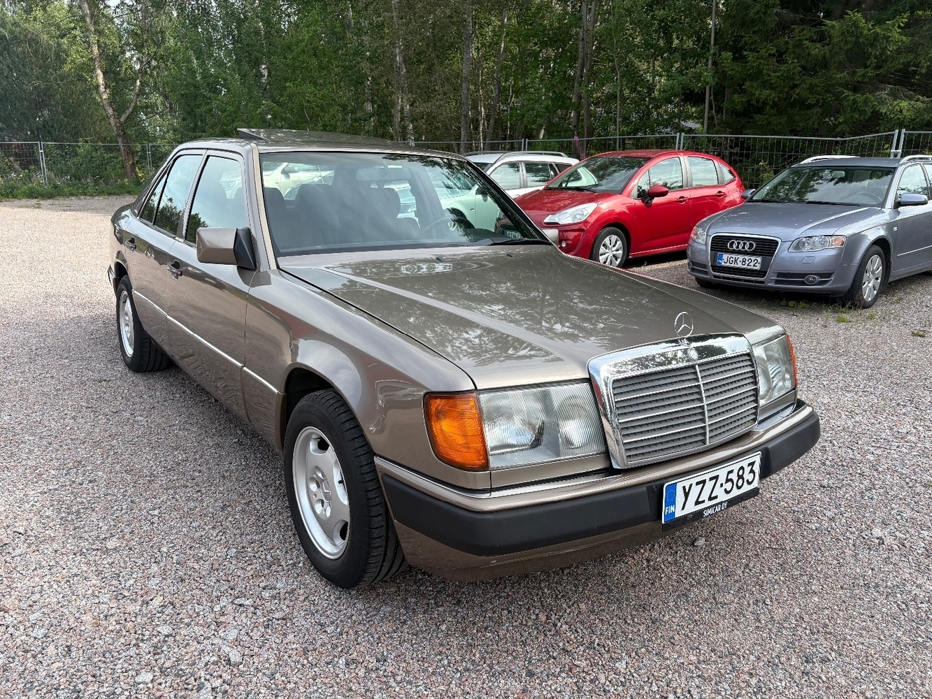 Mercedes-Benz 200 vaihtoauto