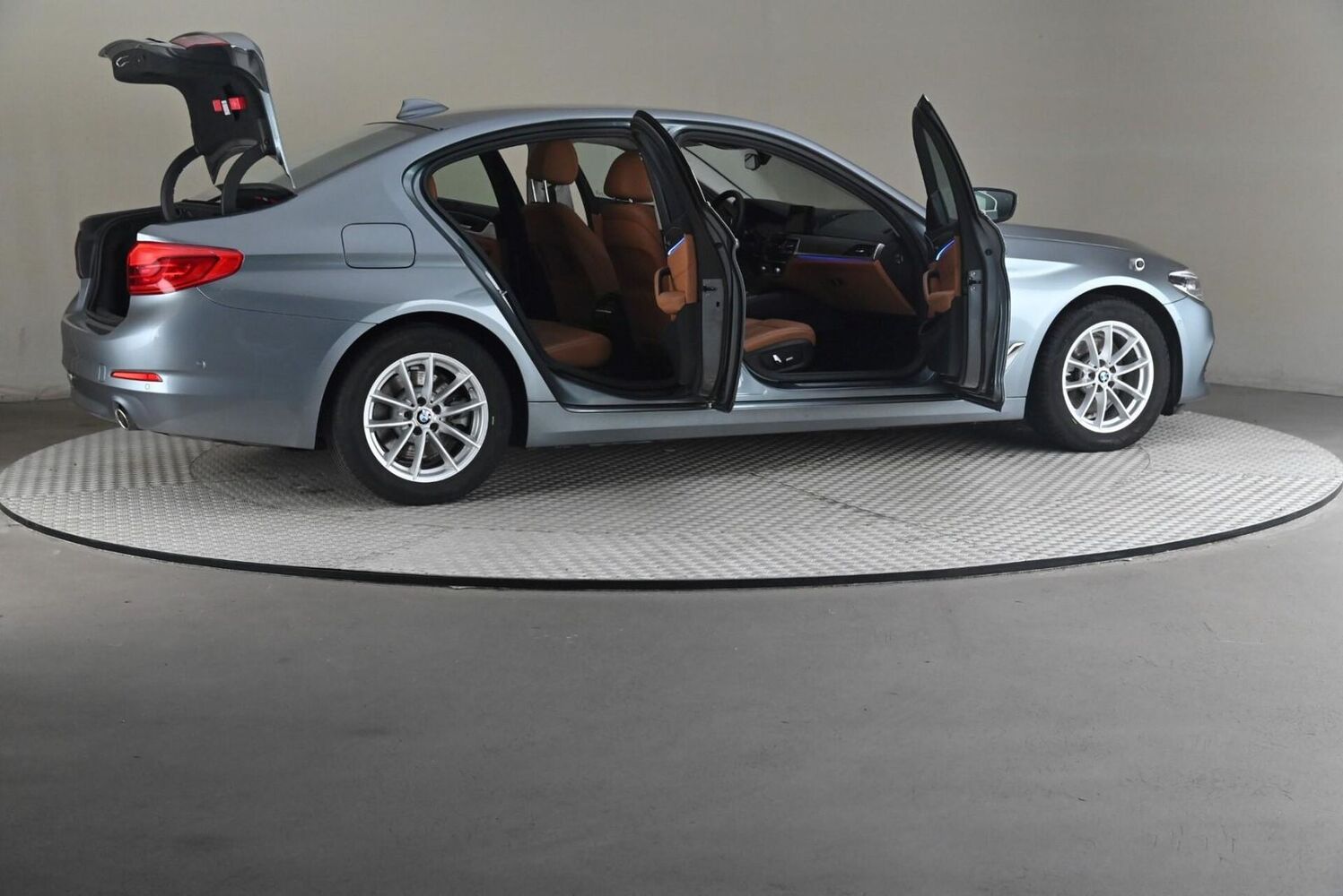 BMW 520 vaihtoauto