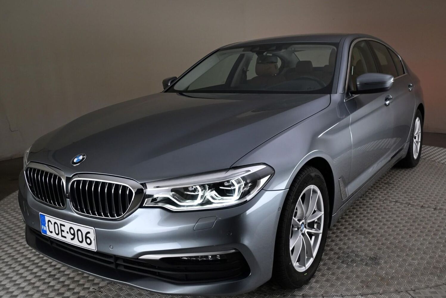 BMW 520 vaihtoauto