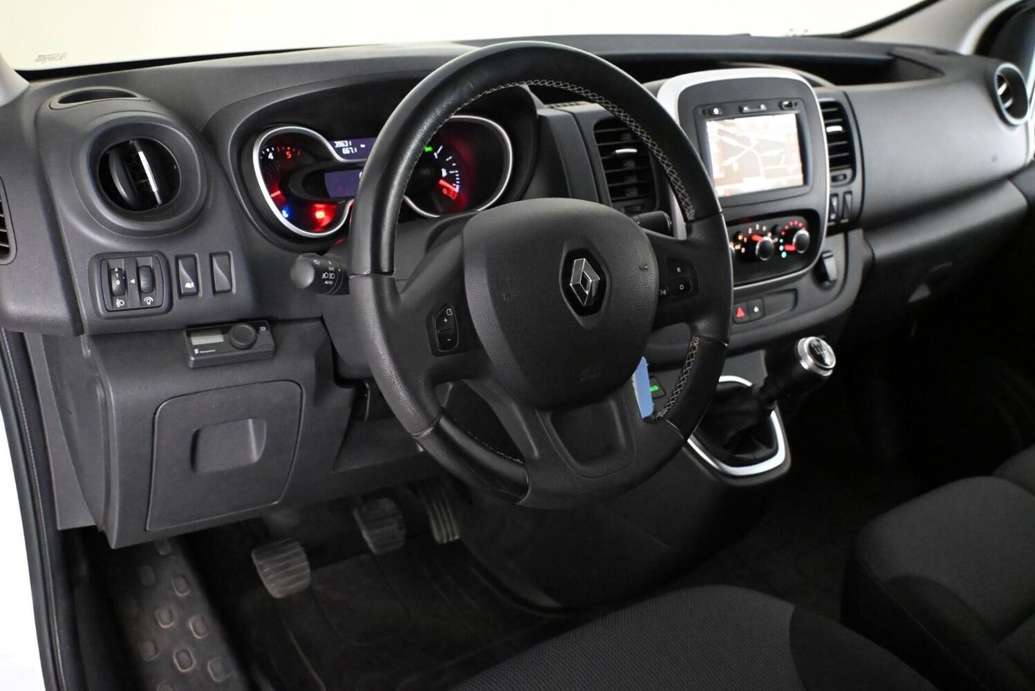 Renault Trafic vaihtoauto