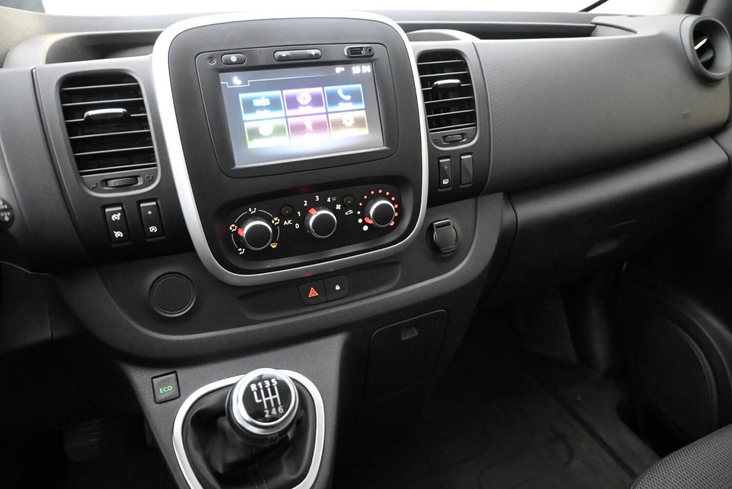 Renault Trafic vaihtoauto
