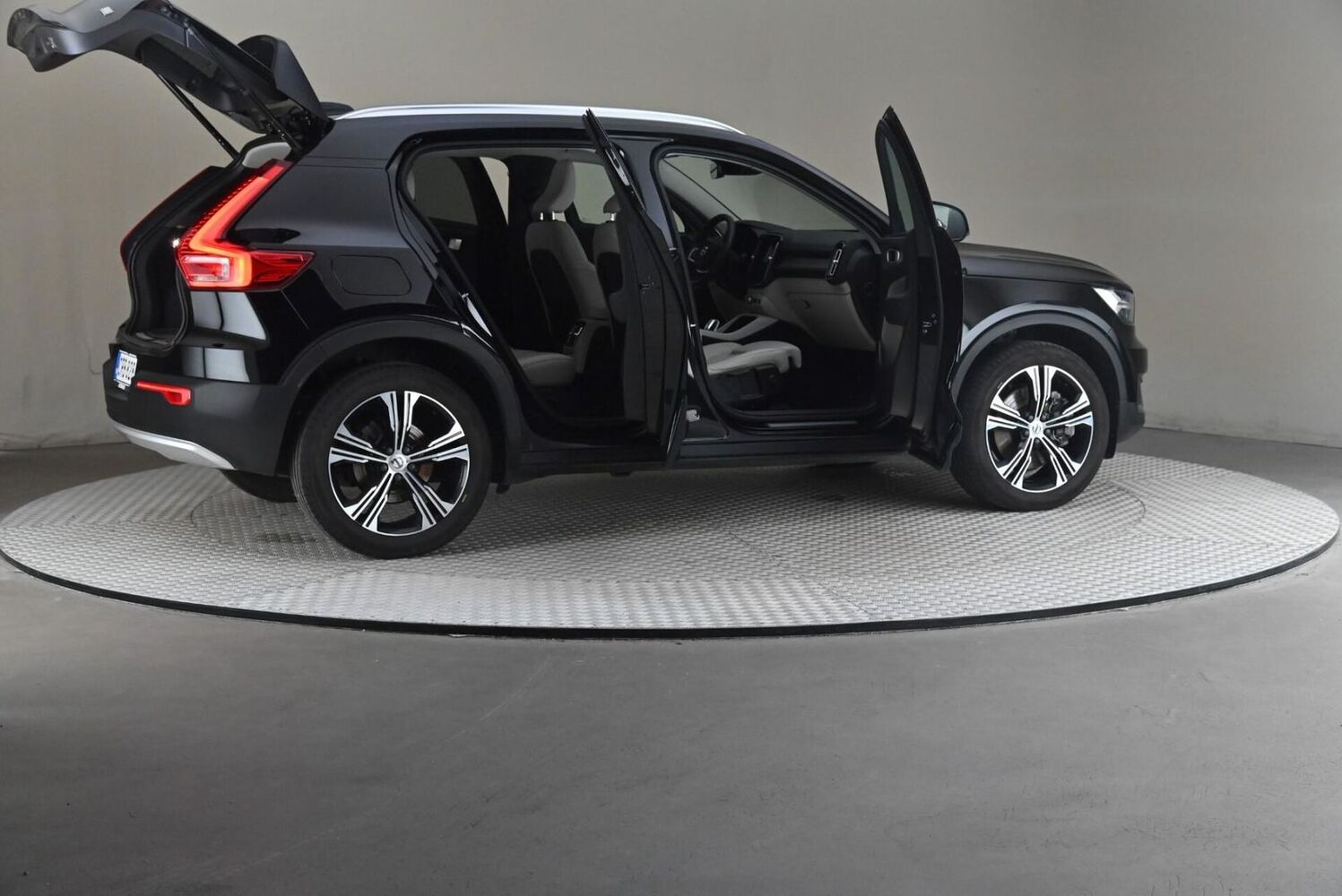 Volvo XC40 vaihtoauto