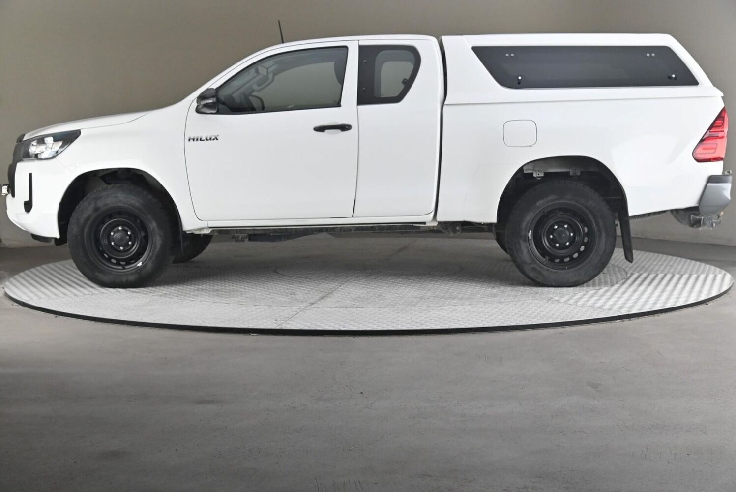 Toyota Hilux vaihtoauto