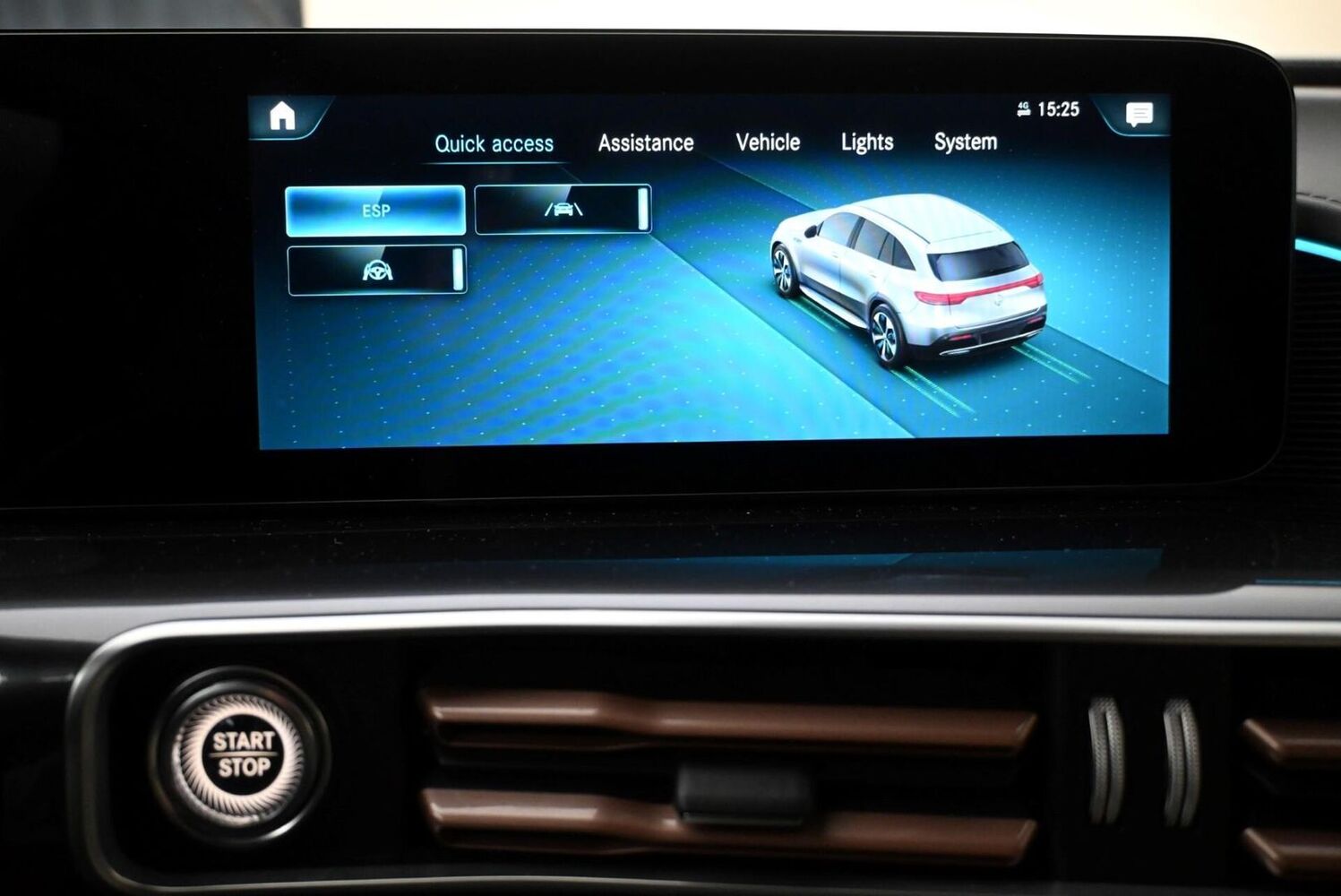 Mercedes-Benz EQC vaihtoauto