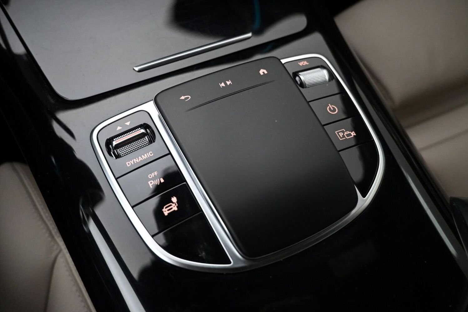 Mercedes-Benz EQC vaihtoauto