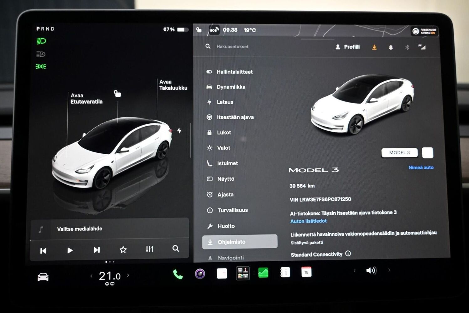 Tesla Model 3 vaihtoauto
