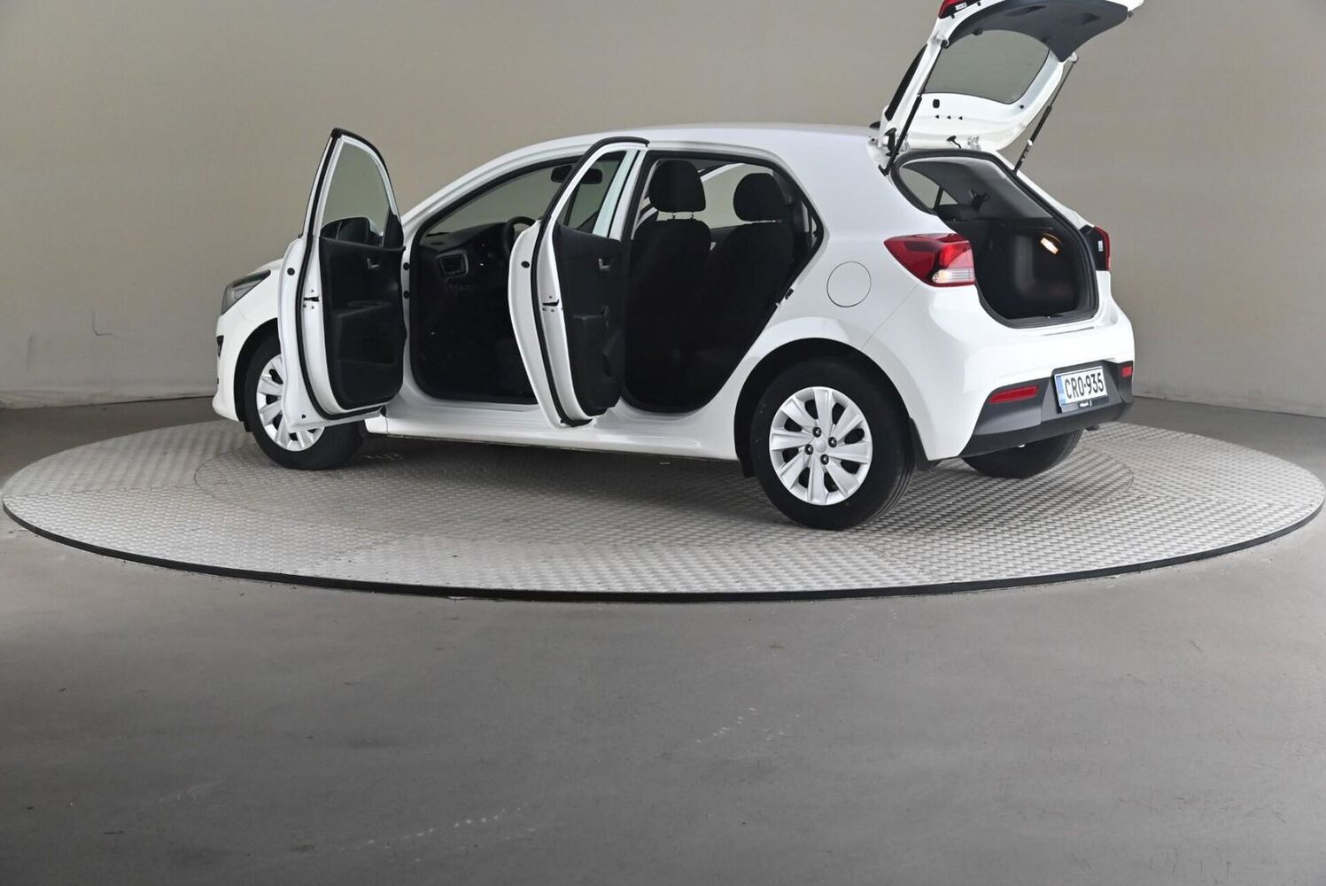 Kia Rio vaihtoauto