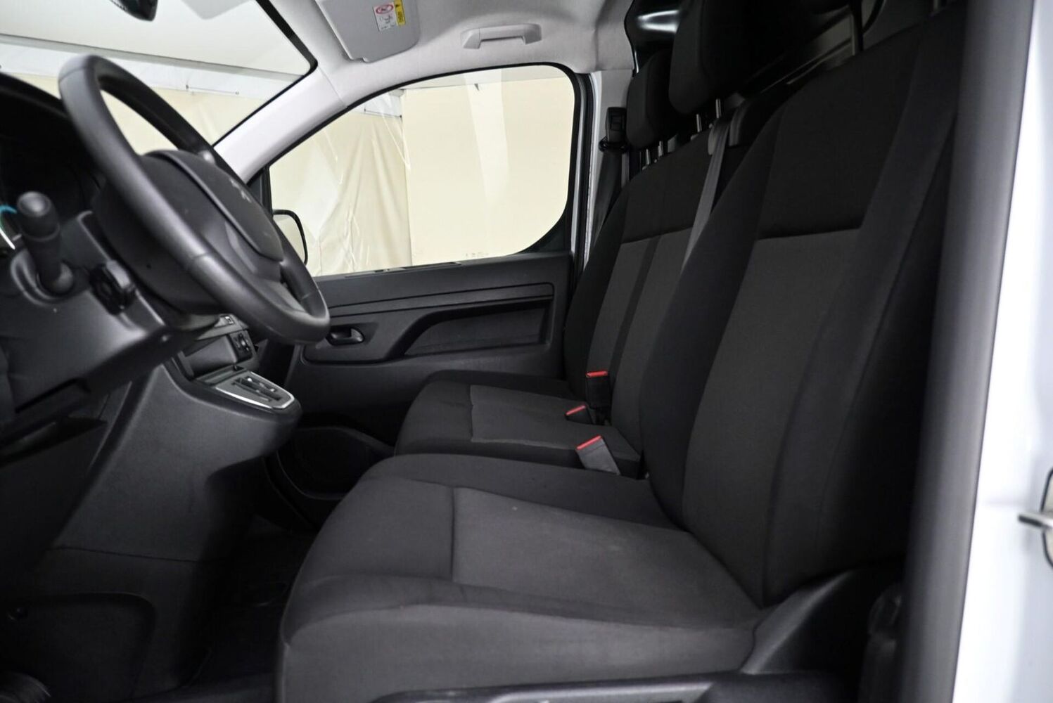 Peugeot e-Expert vaihtoauto