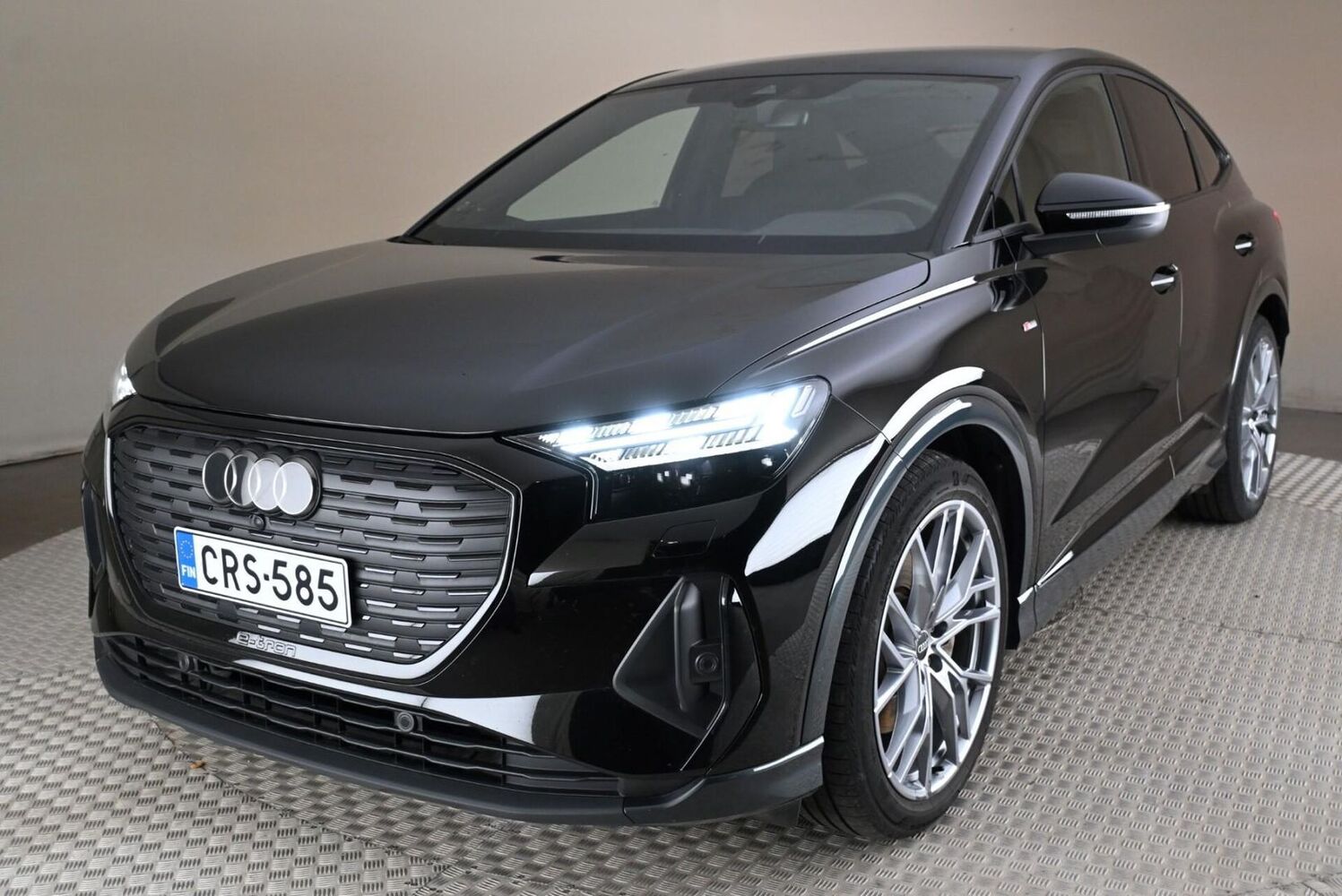 Audi Q4 e-tron vaihtoauto