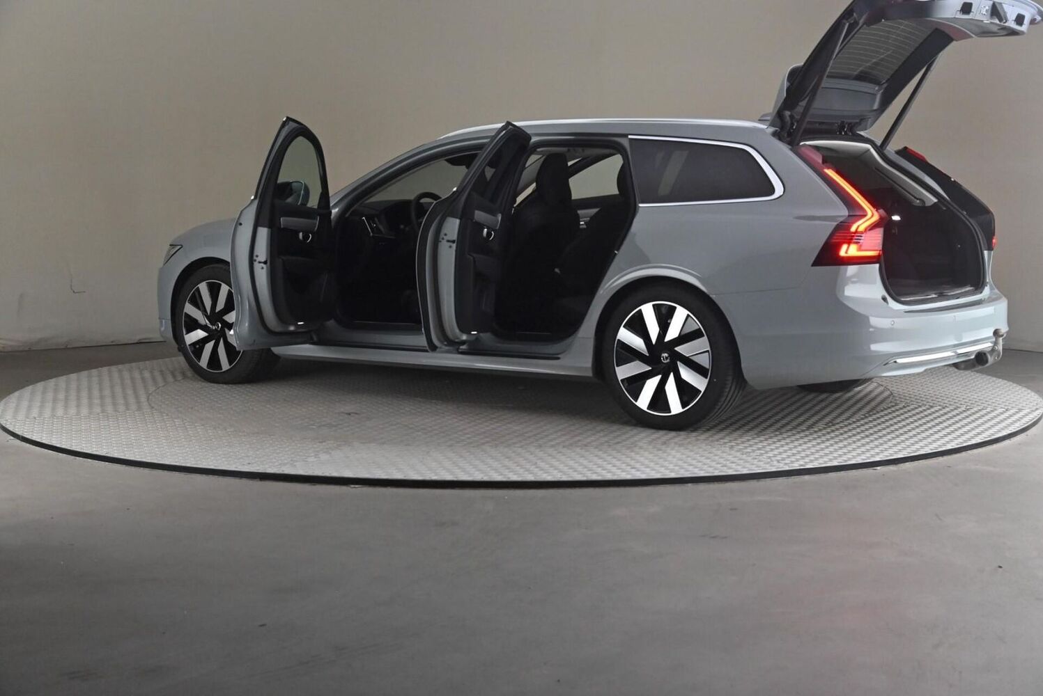 Volvo V90 vaihtoauto