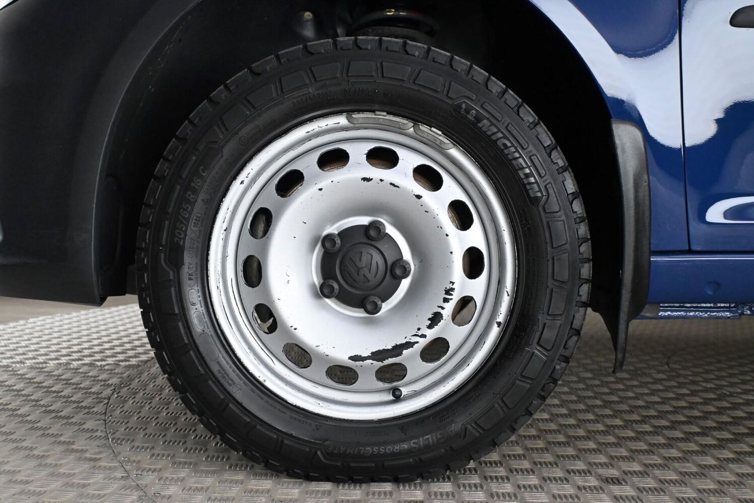 Volkswagen Caddy Maxi vaihtoauto
