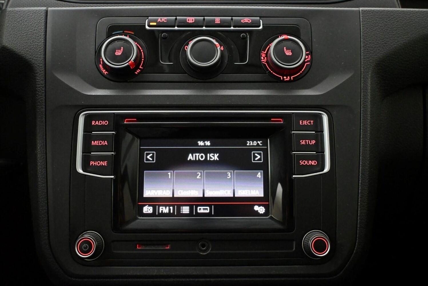 Volkswagen Caddy Maxi vaihtoauto