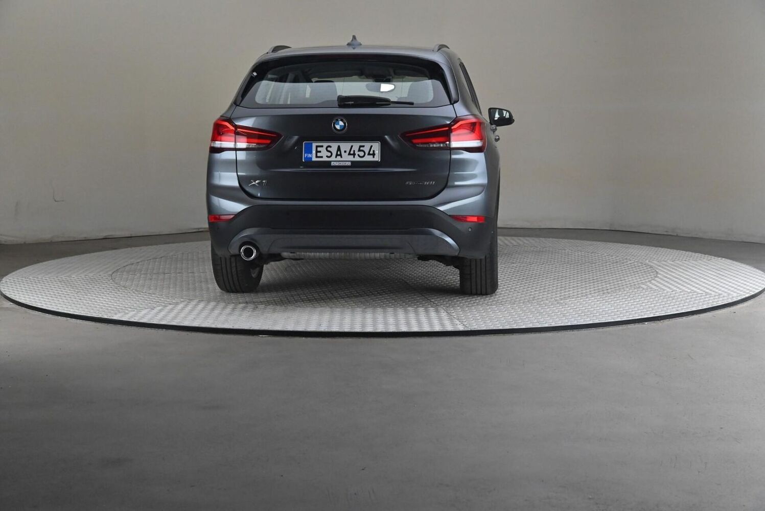 BMW X1 vaihtoauto
