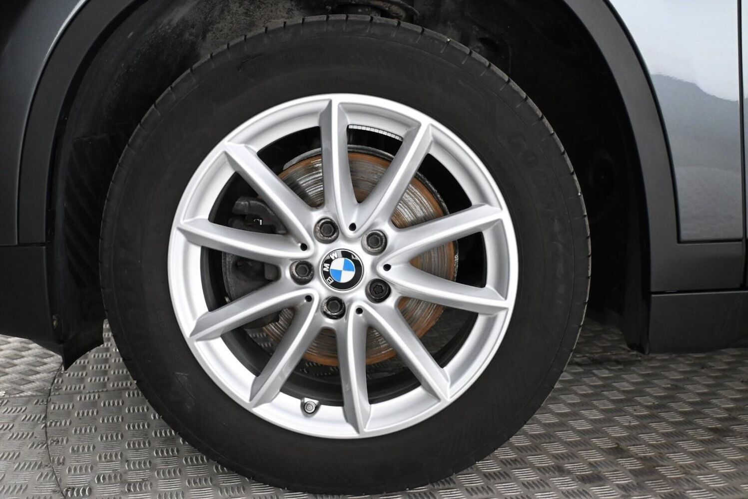 BMW X1 vaihtoauto