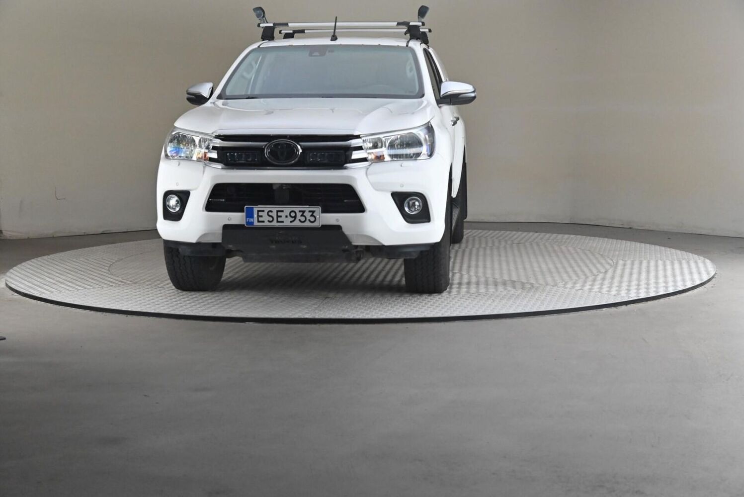 Toyota Hilux vaihtoauto
