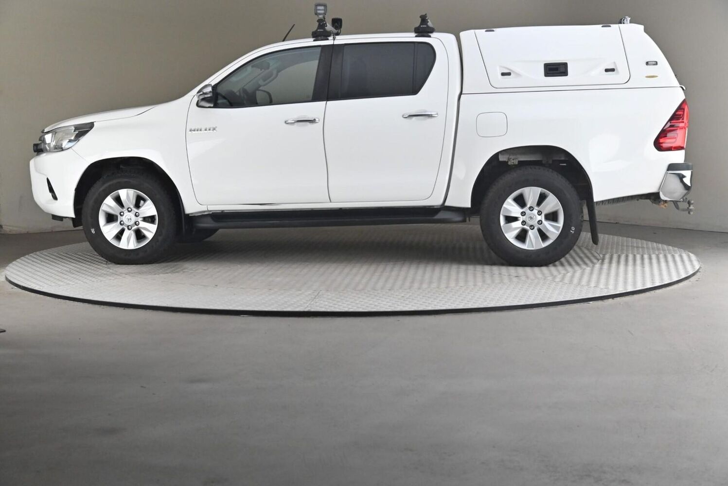 Toyota Hilux vaihtoauto