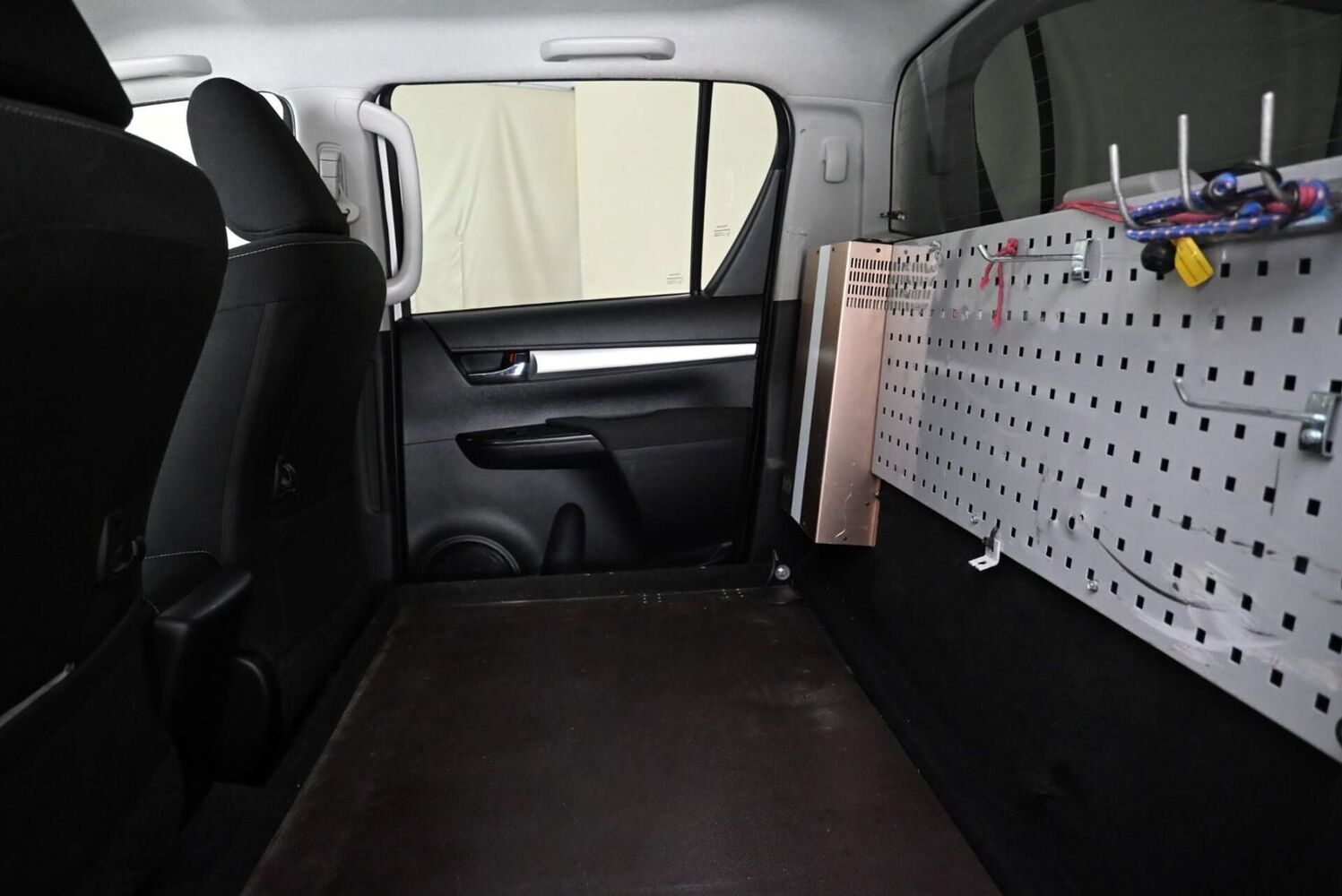 Toyota Hilux vaihtoauto