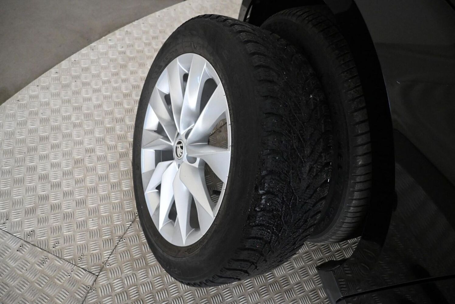 Skoda Enyaq vaihtoauto