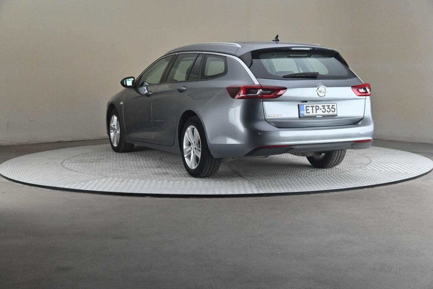 Opel Insignia vaihtoauto