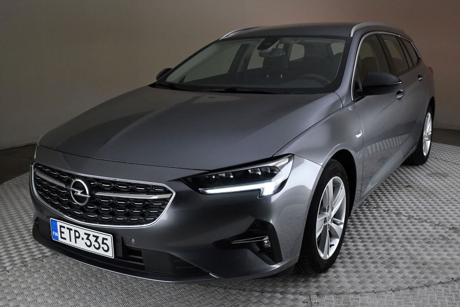 Opel Insignia vaihtoauto
