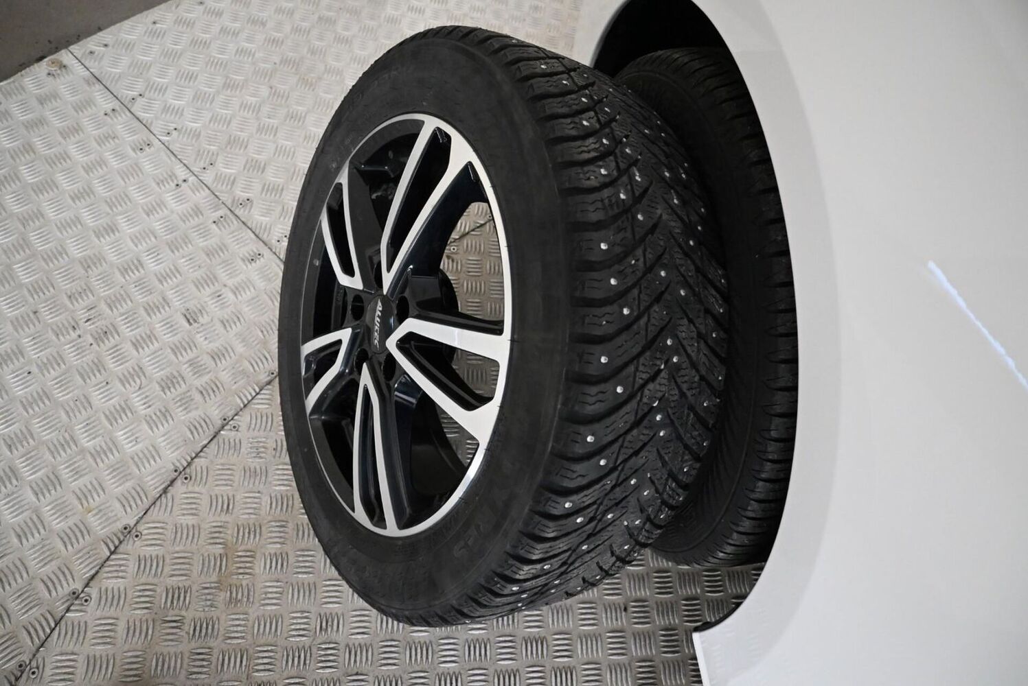 Volkswagen Caddy vaihtoauto