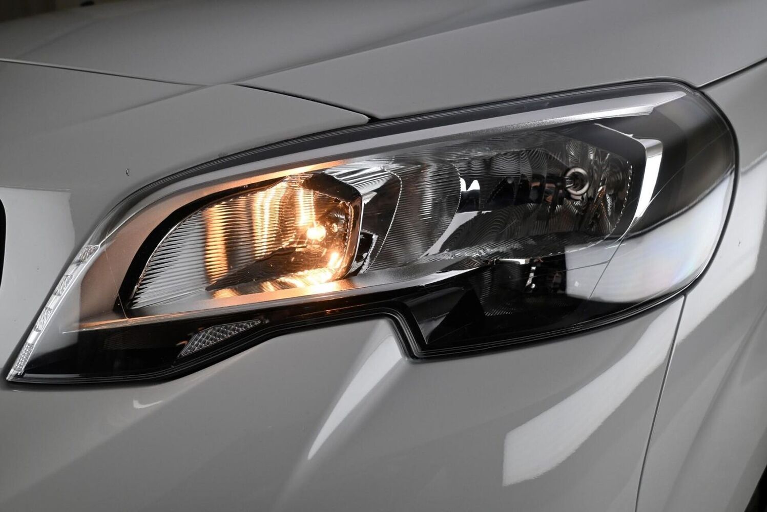 Peugeot Expert vaihtoauto