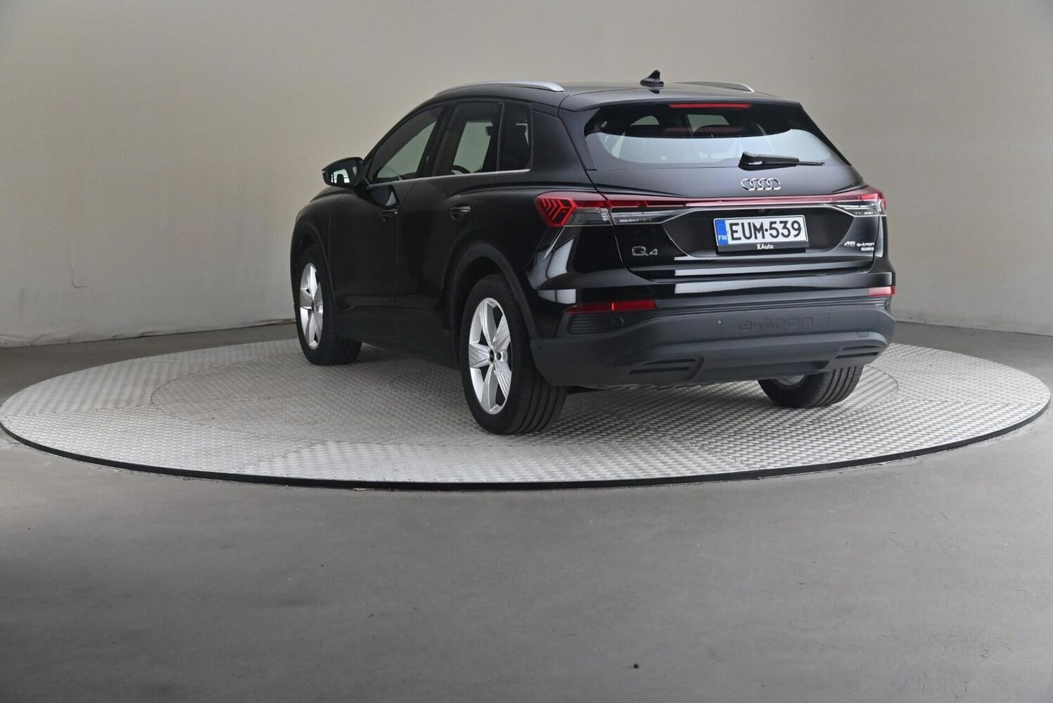 Audi Q4 e-tron vaihtoauto