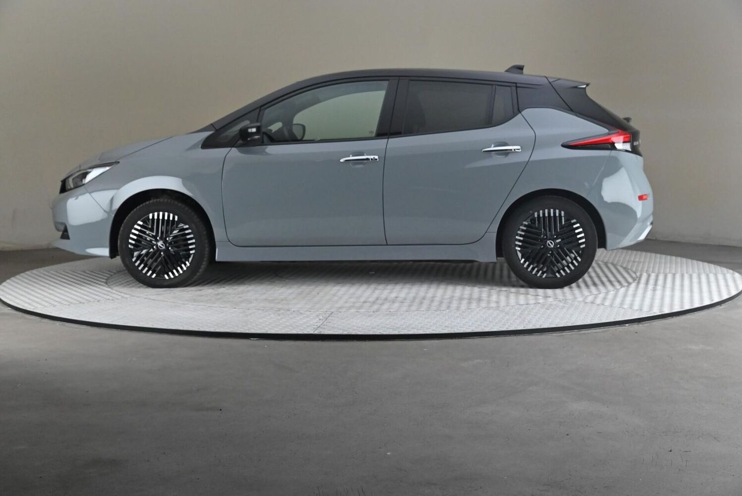 Nissan Leaf vaihtoauto